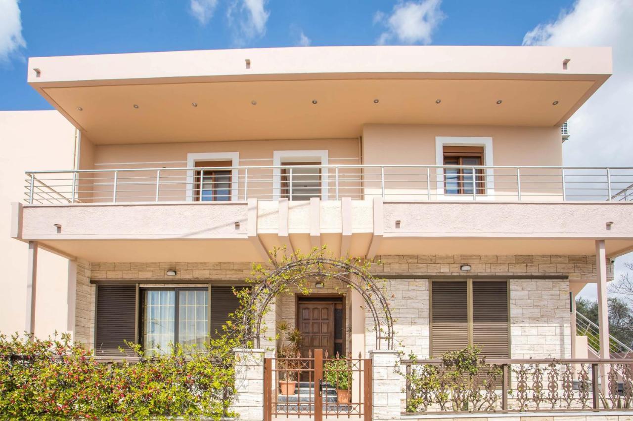M&E Apartments CCharaki Exterior foto